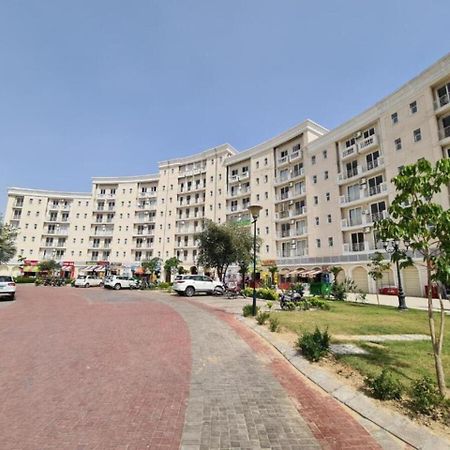 Lord Krishna Place Vrindavan Exterior photo